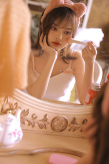 坐公交车最后一排轻一点